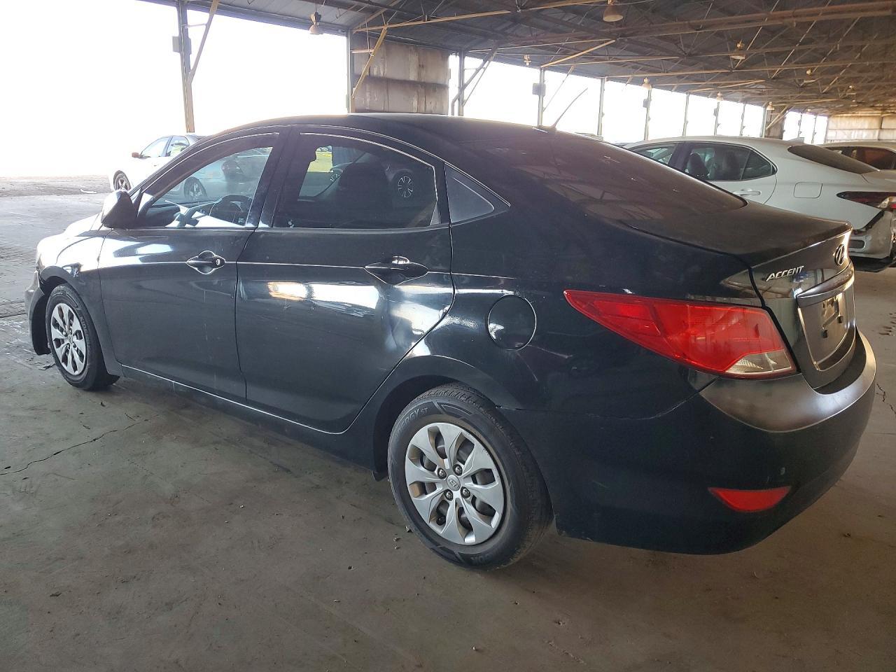 2017 Hyundai Accent Se - Фото 2