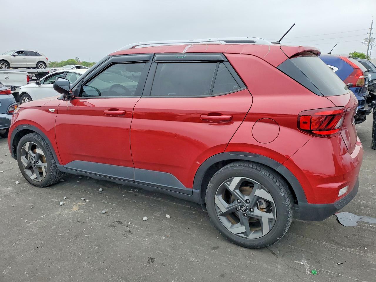 2023 Hyundai Venue Sel - Фото 2