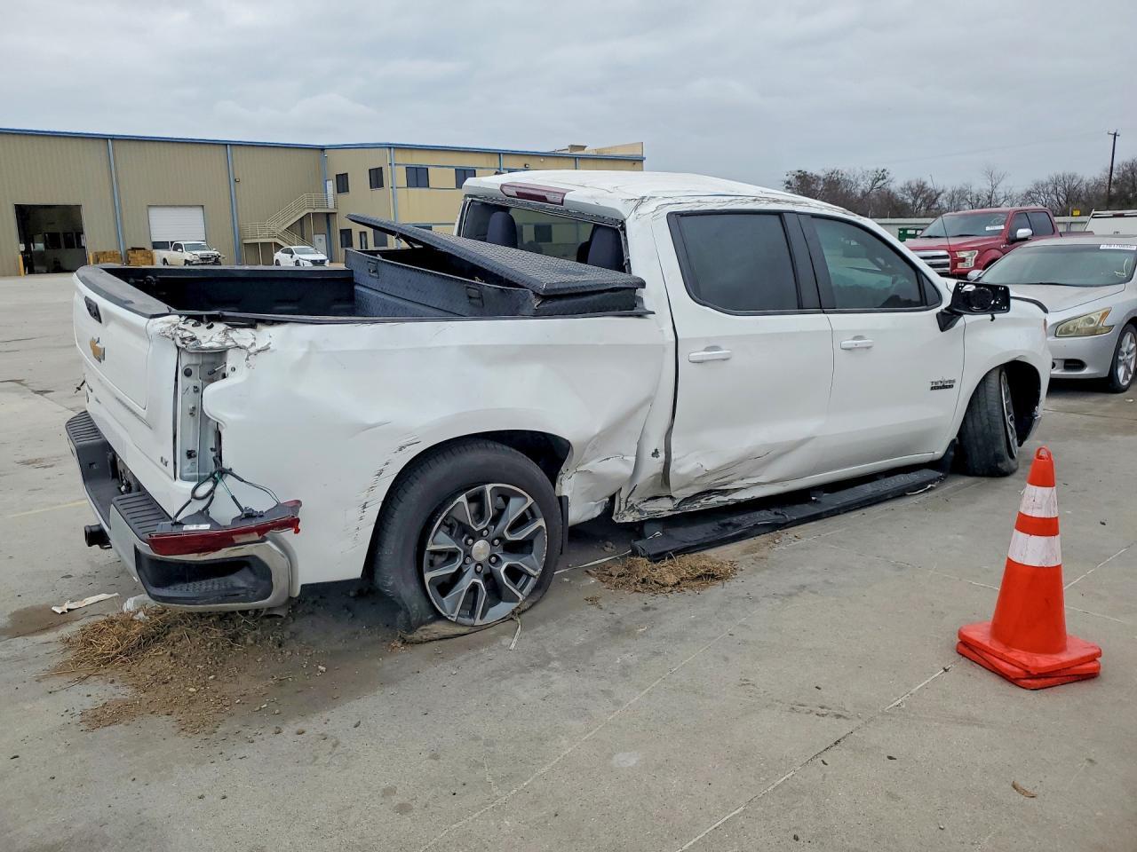 2023 Chevrolet Silverado C1500 Lt - Фото 3