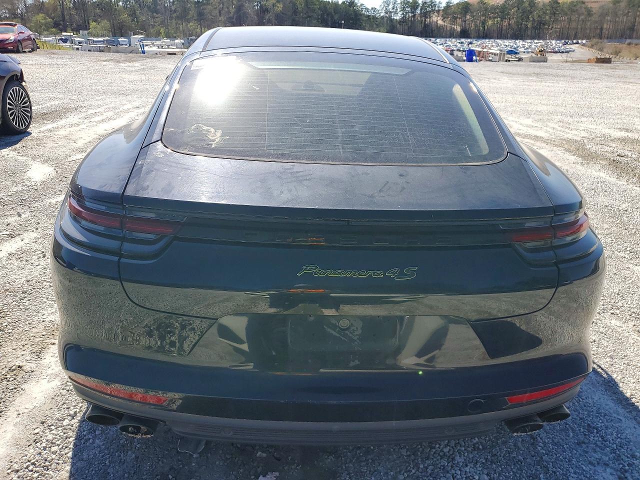 2018 Porsche Panamera 4 E-Hybrid - Фото 6