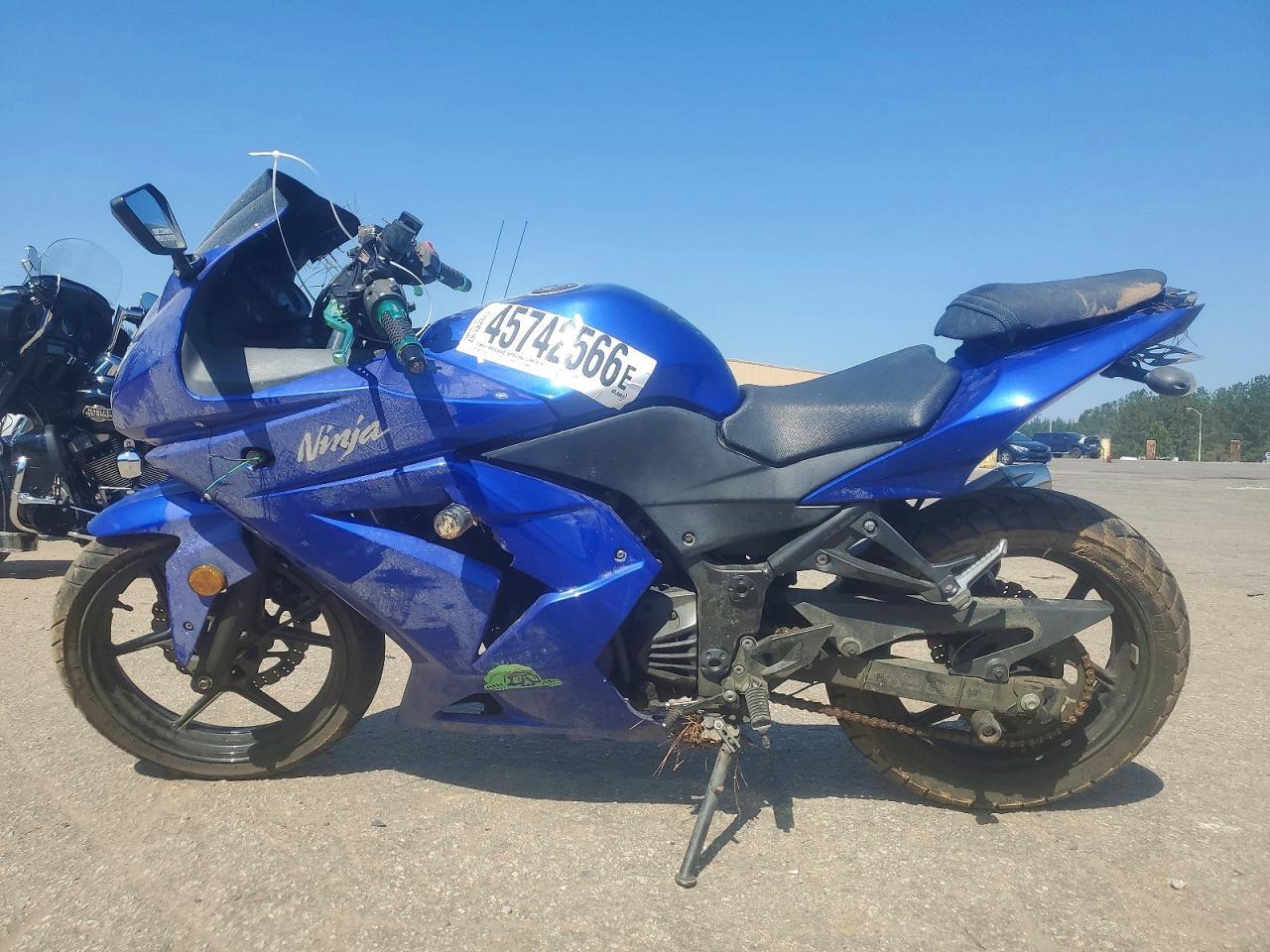 2009 Kawasaki Ex250 J - Фото 3