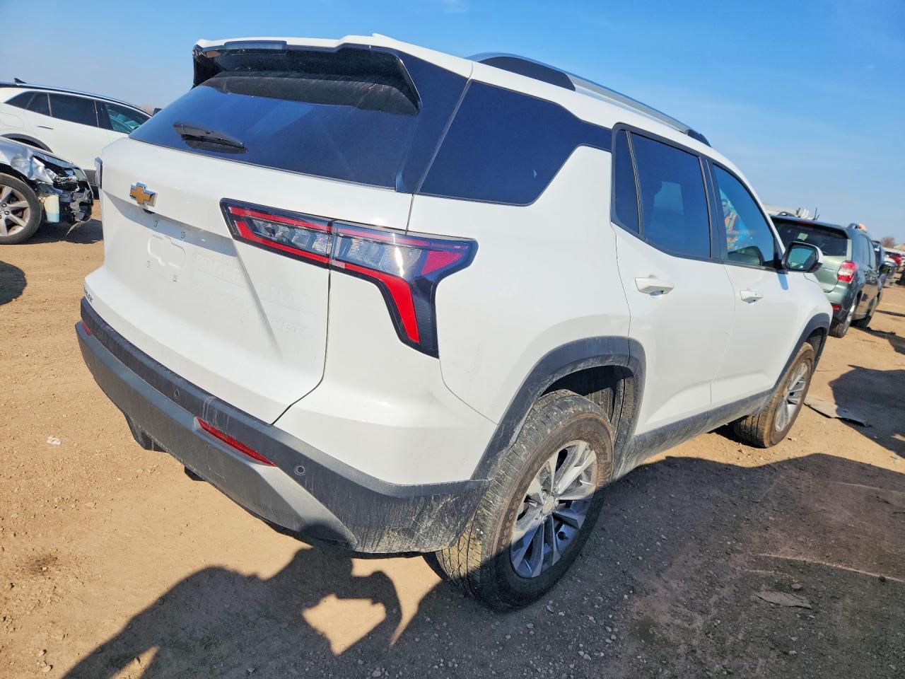2025 Chevrolet Equinox Lt - Image 3