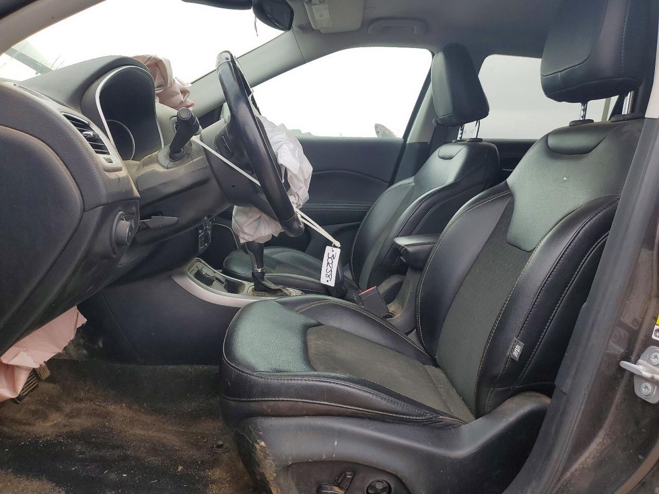 2021 Jeep Compass Latitude - Фото 7