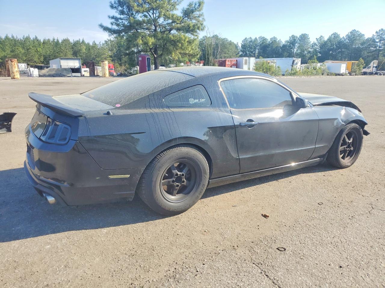 2014 Ford Mustang - Фото 3