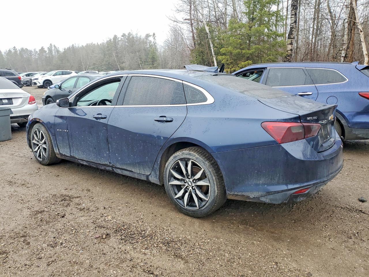 2017 Chevrolet Malibu Lt - Фото 2