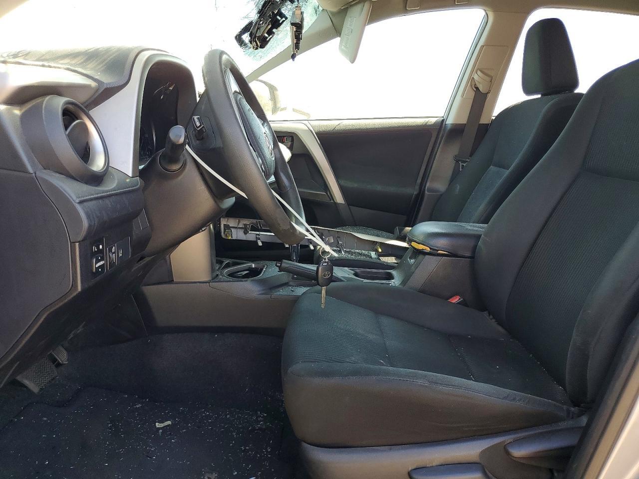 2017 Toyota Rav4 Le - Image 7