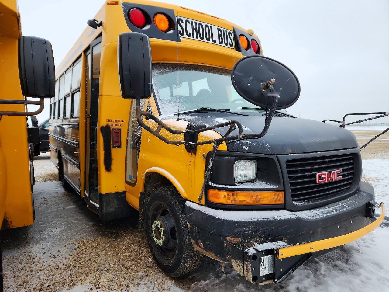 2011 GMC Micro Bird G3500 - School Bus