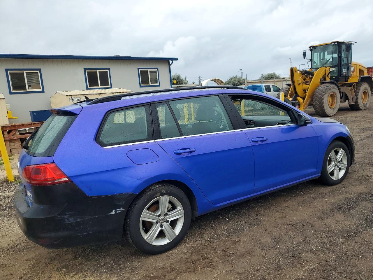 2015 Volkswagen Golf Sportwagen Tdi S - Image 3