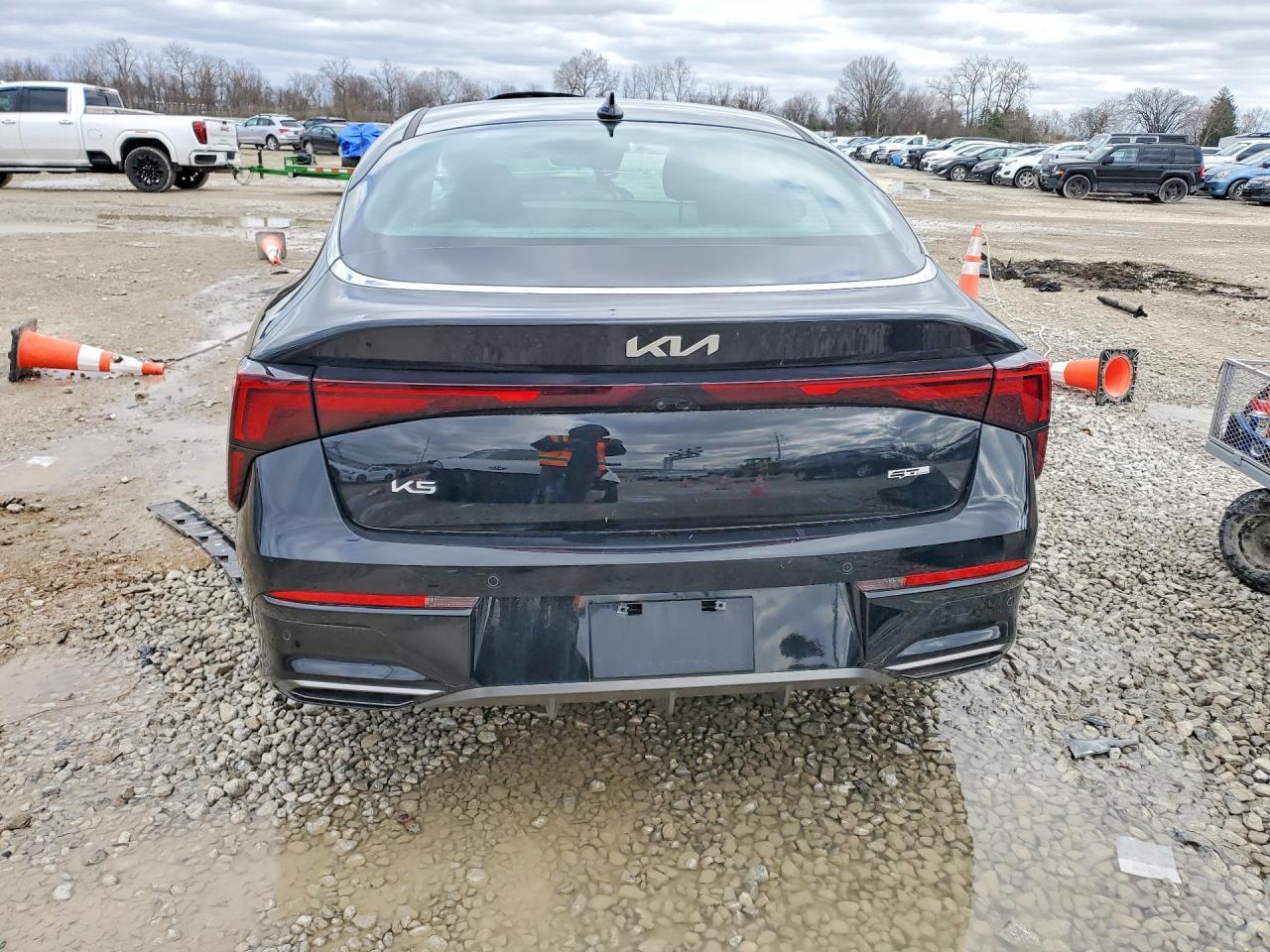 2026 Kia K5 Gt-Line - Image 6