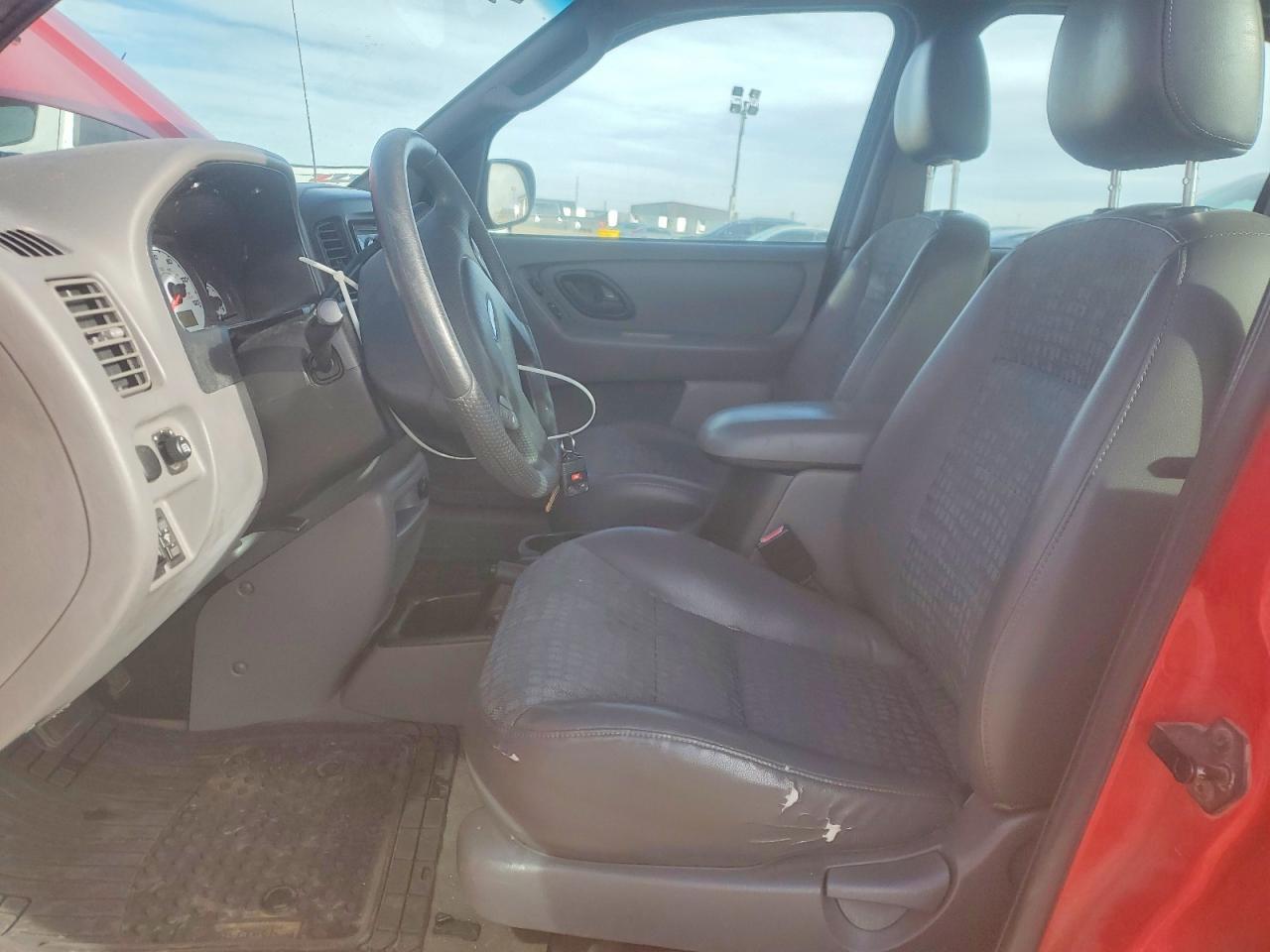 2002 Ford Escape Xls - Фото 7