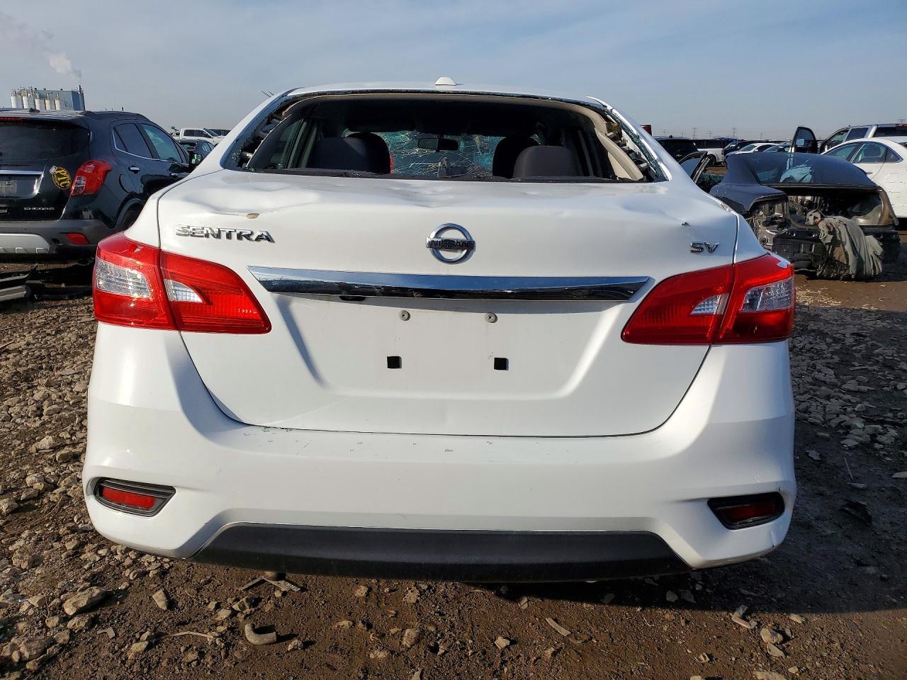 2018 Nissan Sentra Sv - Фото 6