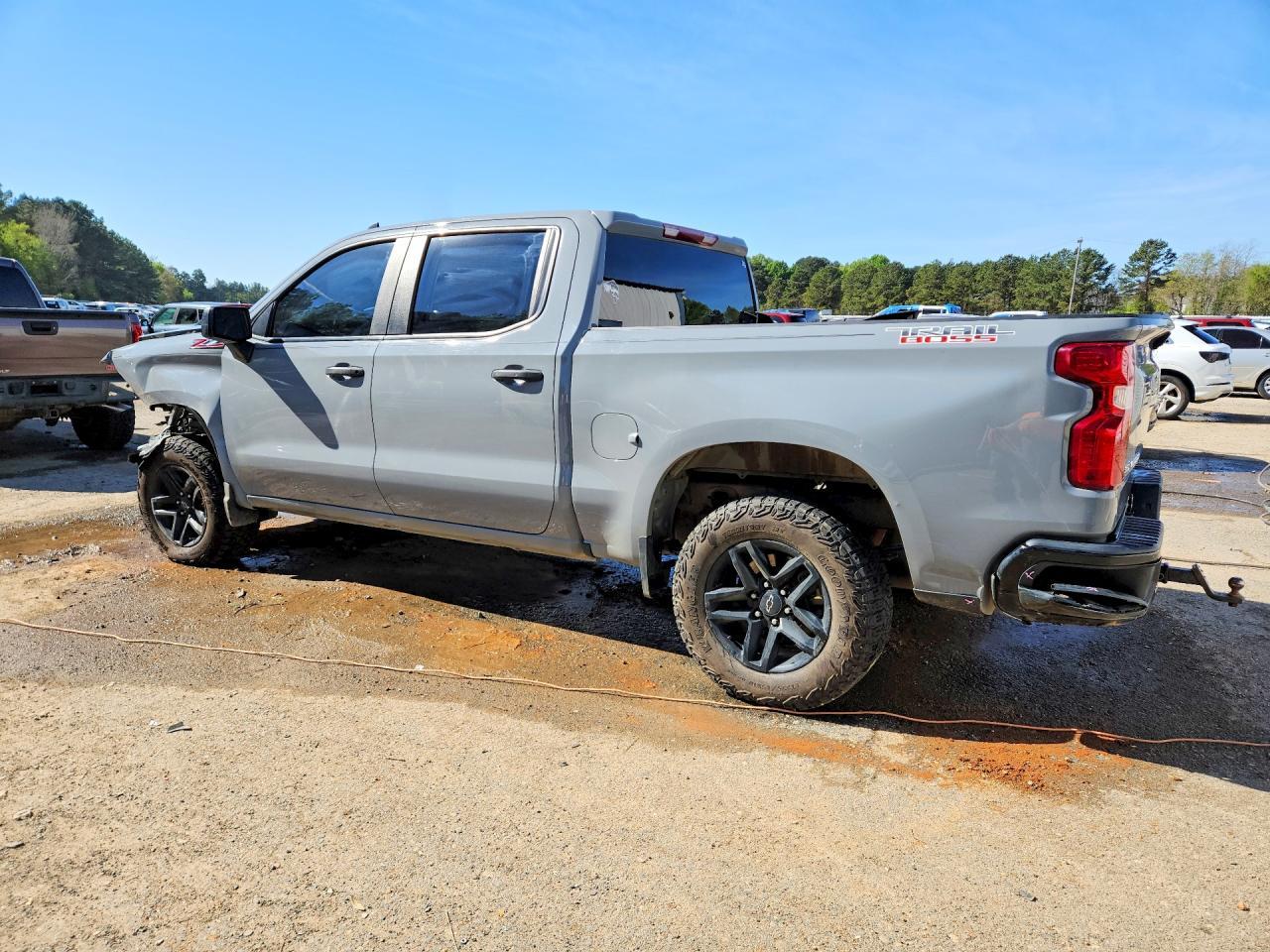 2024 Chevrolet Silverado K1500 Trail Boss Custom - Фото 2