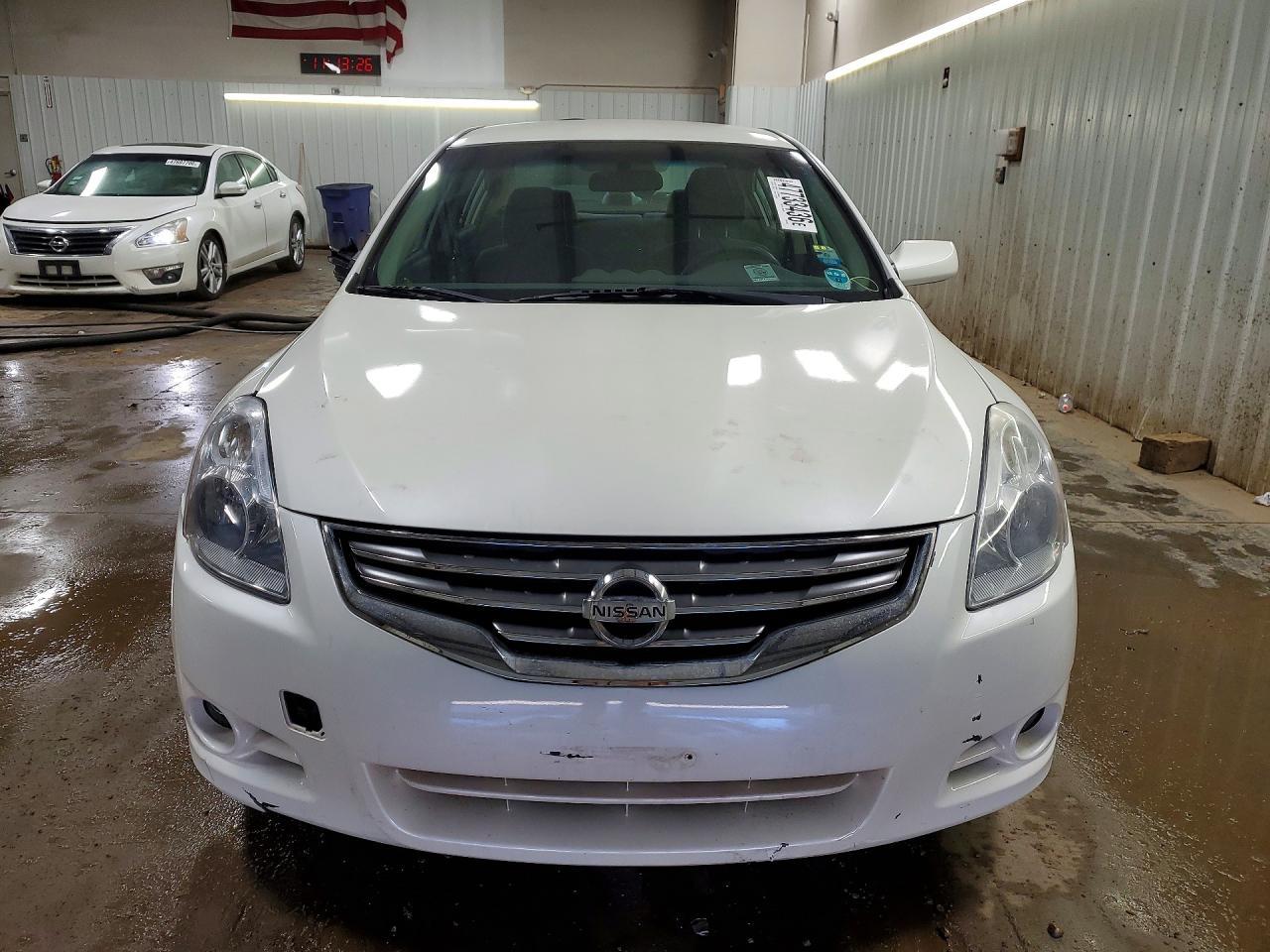 2011 Nissan Altima 2.5 - Фото 5
