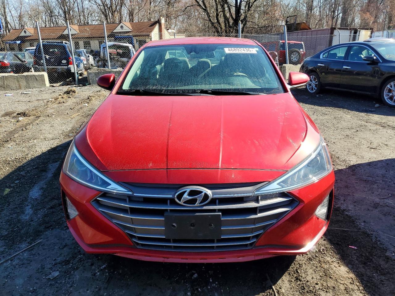 2020 Hyundai Elantra - Фото 5
