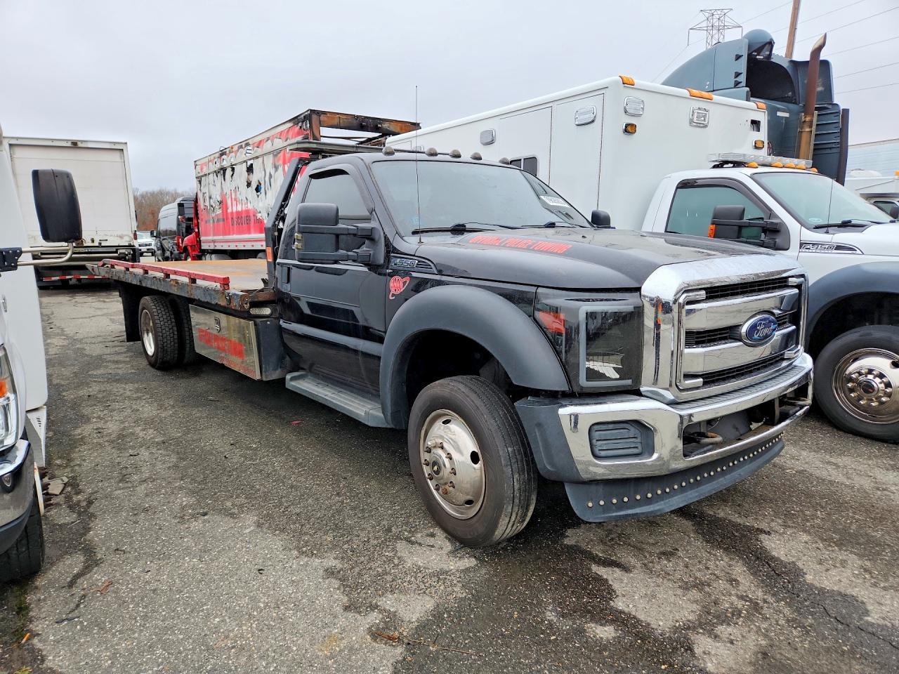 2016 Ford F550 Super Duty Rollback Tow Truck - Image 4