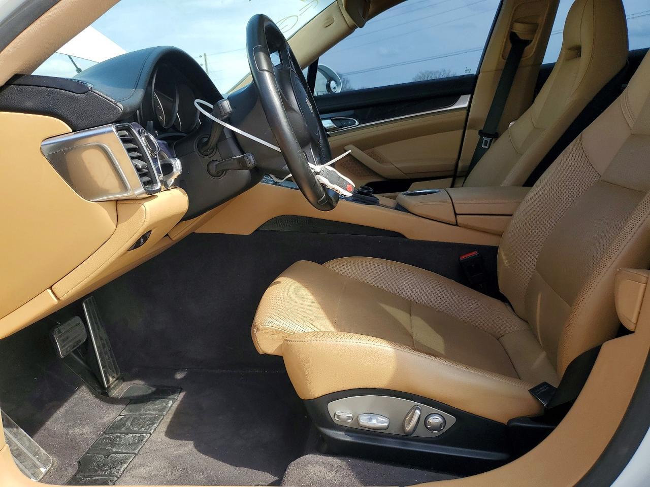 2016 Porsche Panamera 2 - Фото 7