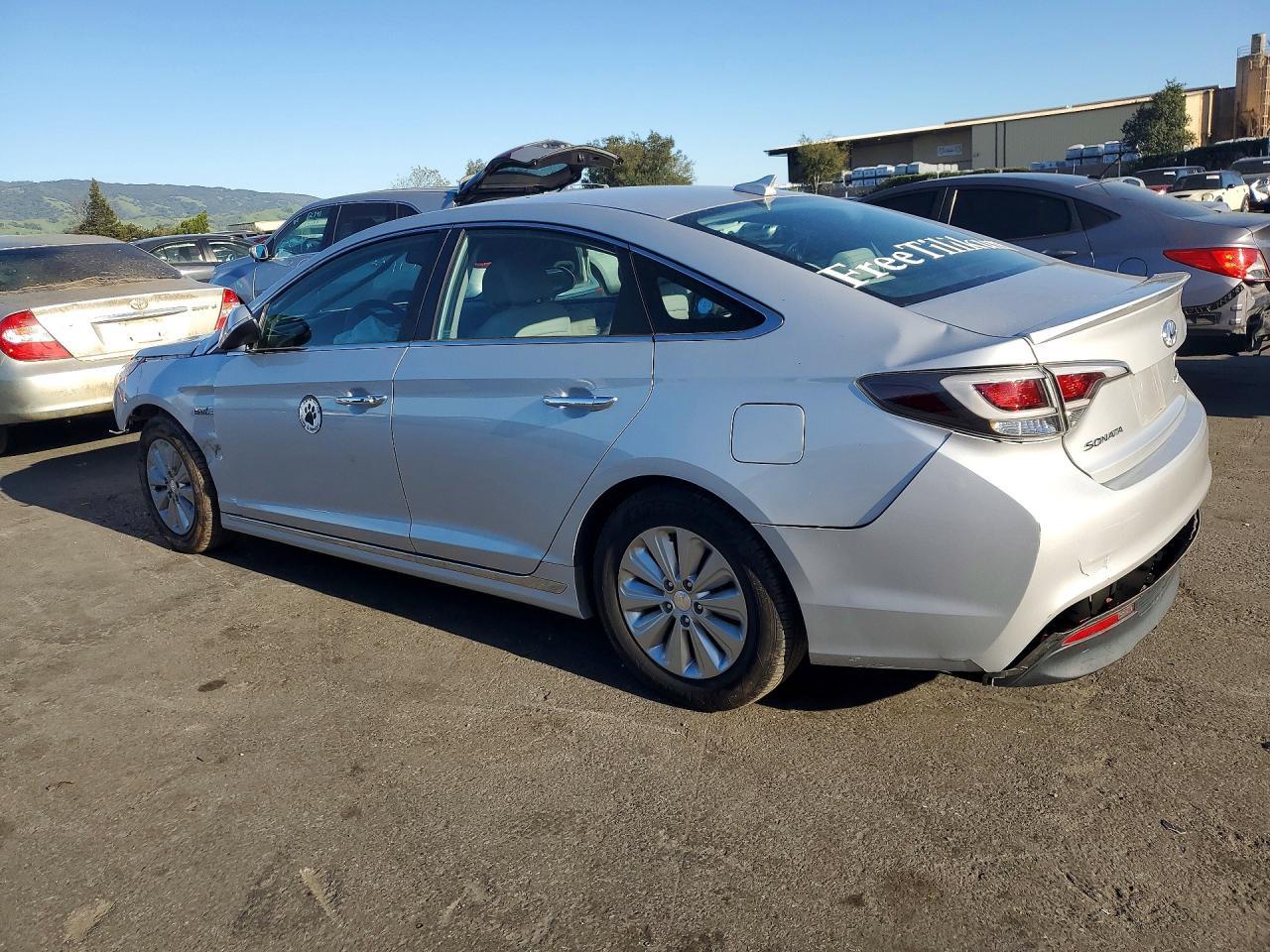 2016 Hyundai Sonata Hybrid Se - Фото 2