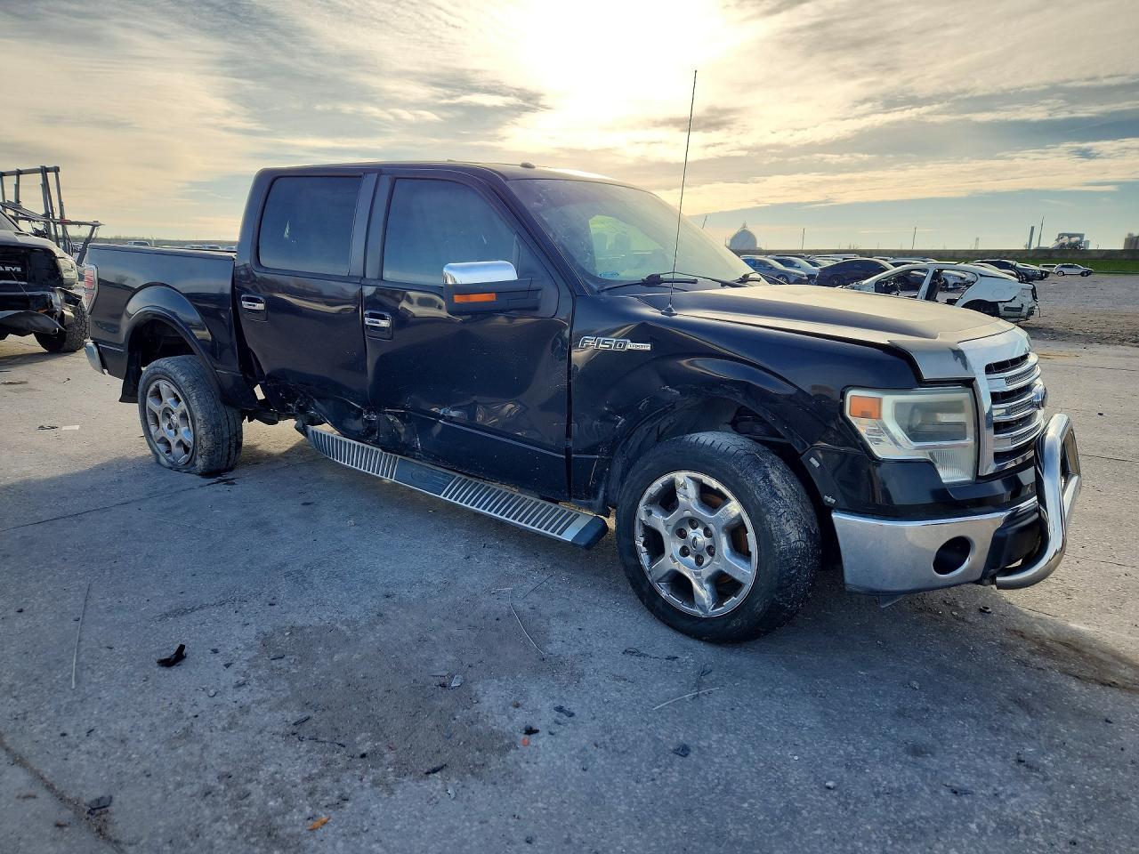 2013 Ford F150 Supercrew - Image 4