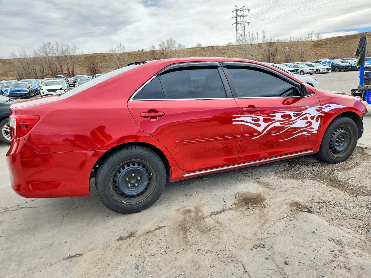 2014 Toyota Camry Le - Фото 3