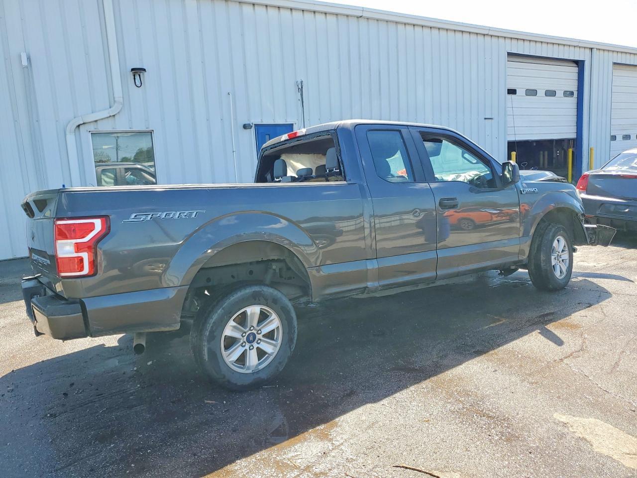 2019 Ford F150 Super Cab - Image 3