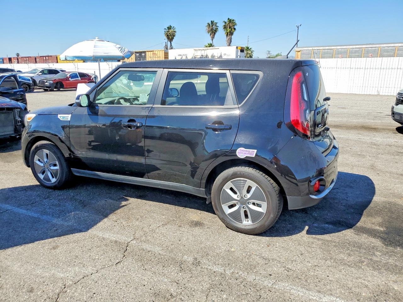 2019 Kia Soul Ev + - Image 2