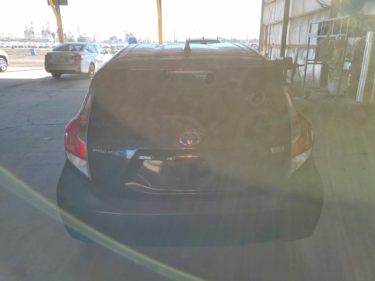 2016 Toyota Prius C Two - Image 6