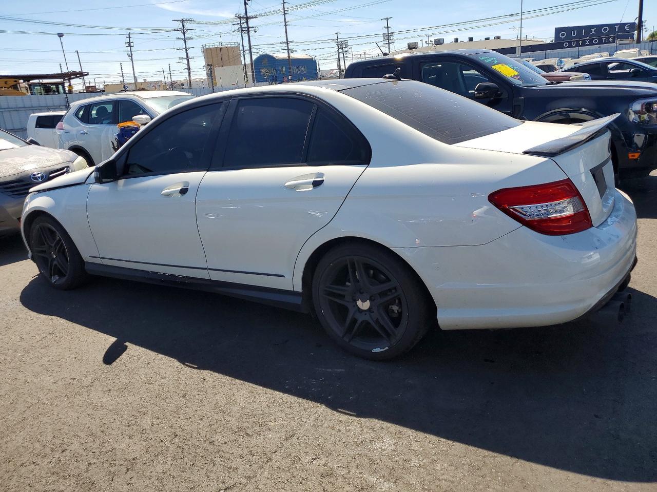 2011 Mercedes-Benz C 350 - Фото 2