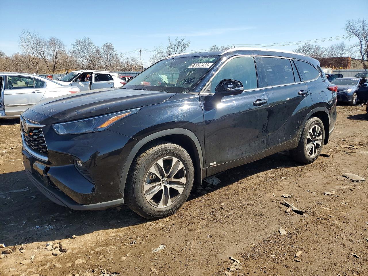 2022 Toyota Highlander Hybrid Xle