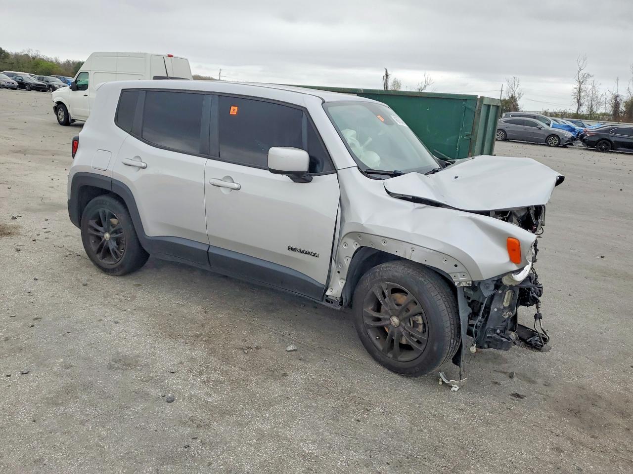2018 Jeep Renegade Latitude - Фото 4