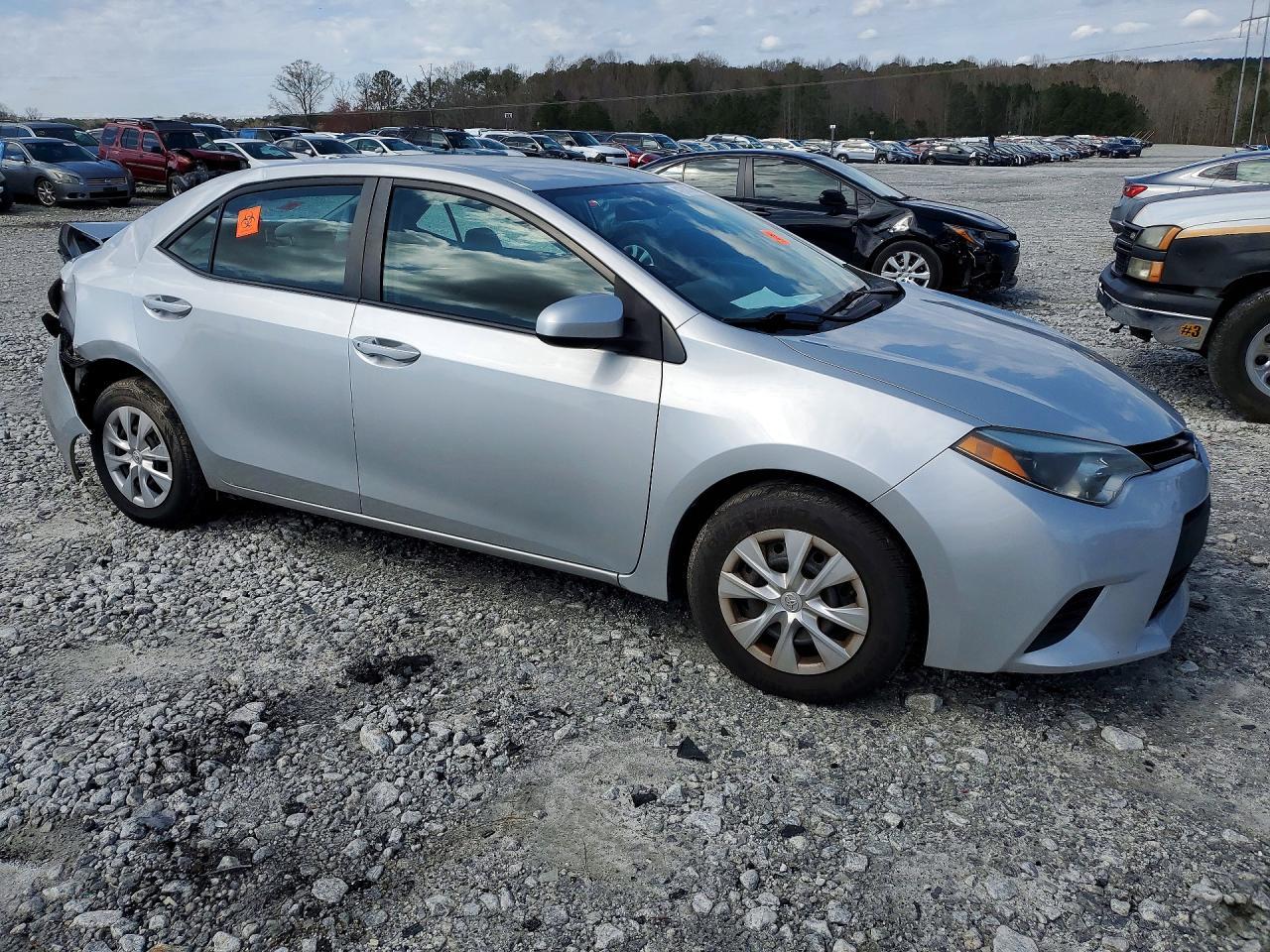 2015 Toyota Corolla L - Фото 4