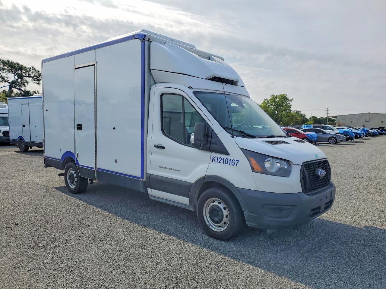 2021 Ford Transit Delivery Van - Image 4