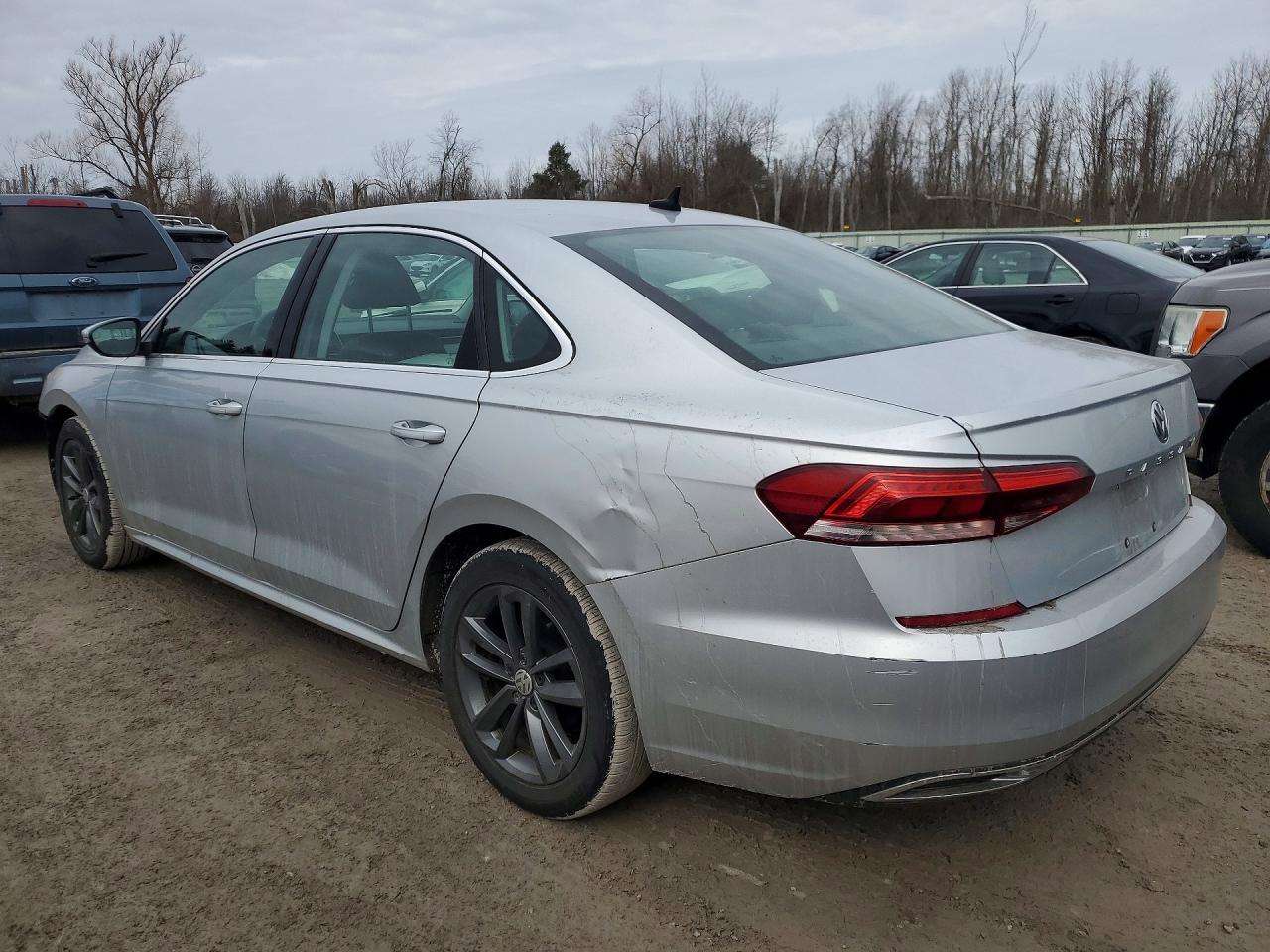 2020 Volkswagen Passat Se - Фото 2