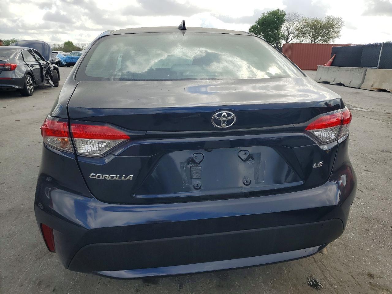 2022 Toyota Corolla Le - Фото 6
