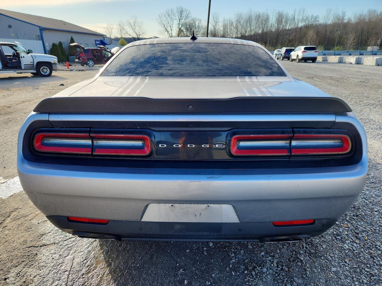 2018 Dodge Challenger - Фото 6