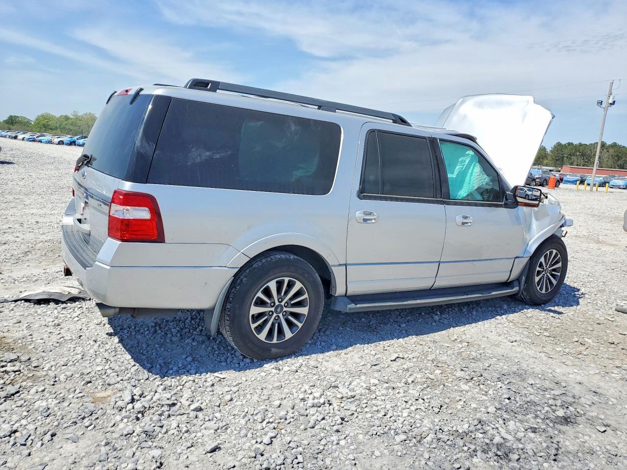 2015 Ford Expedition El Xlt - Image 3