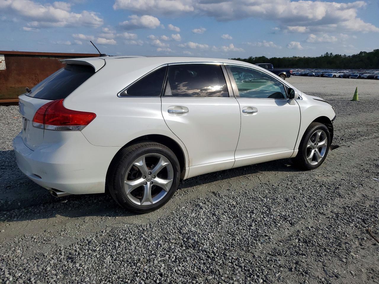 2010 Toyota Venza Fwd V6 - Image 3