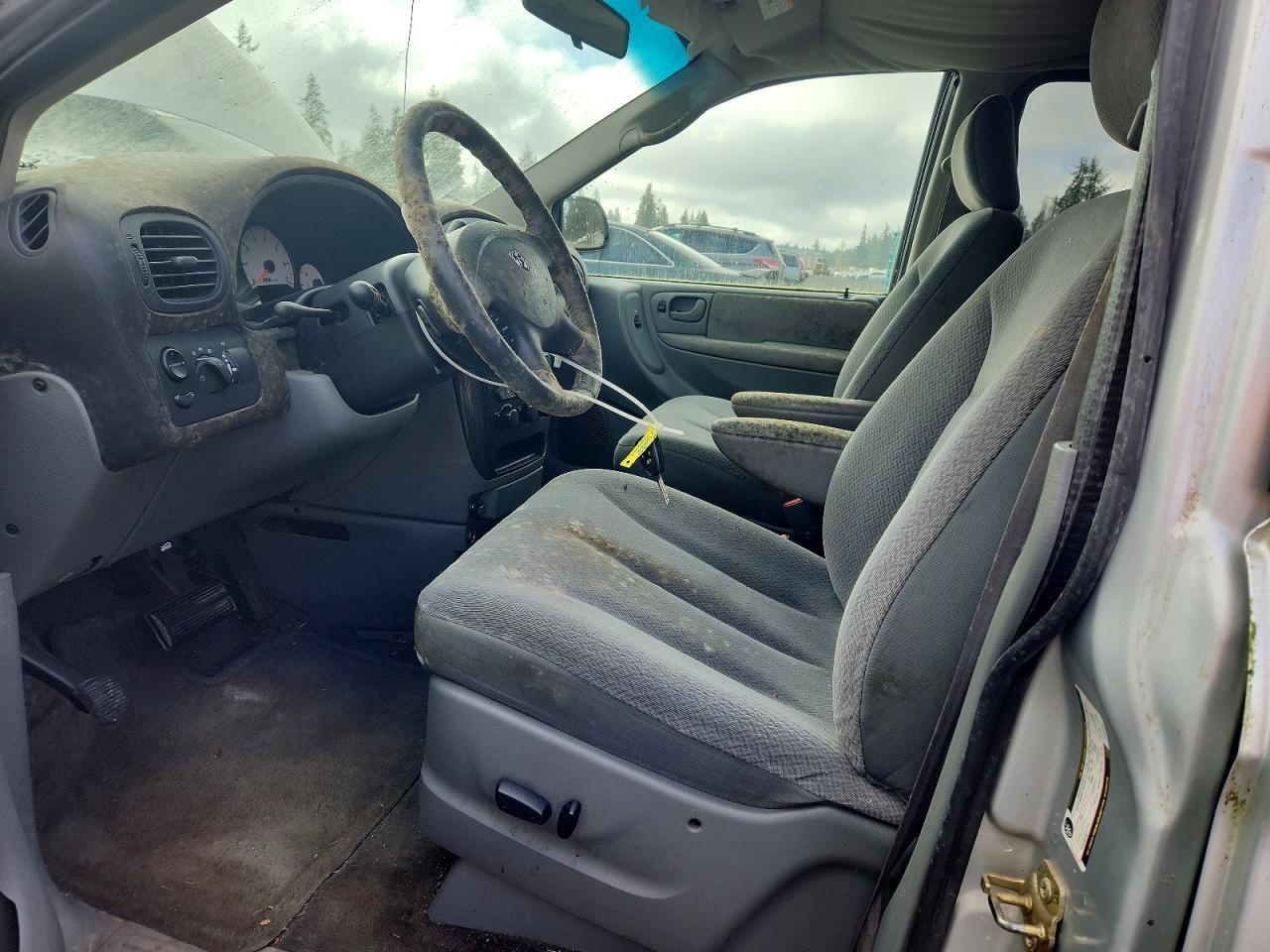 2005 Dodge Caravan - Фото 7