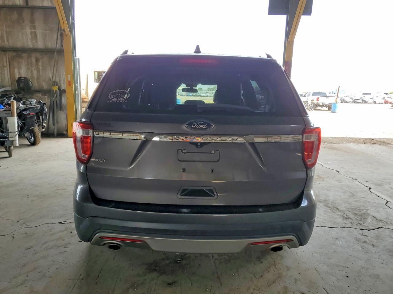 2016 Ford Explorer Xlt - Image 6