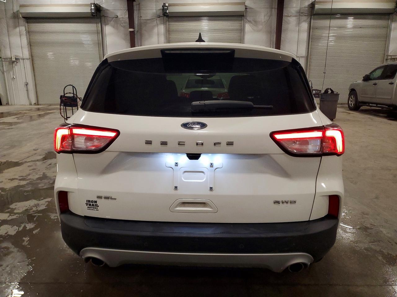 2022 Ford Escape Sel - Фото 6