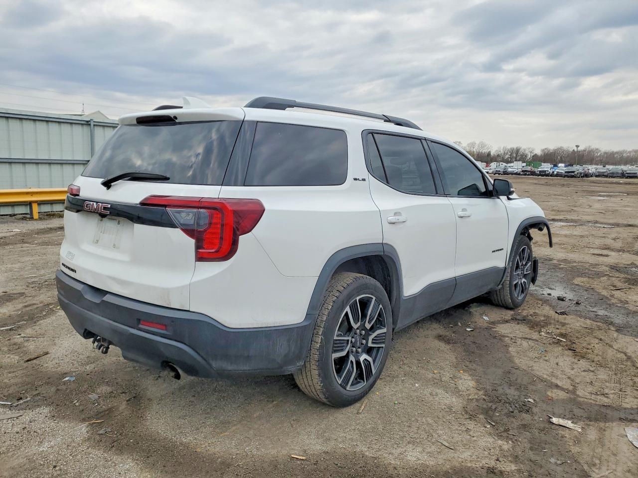 2021 GMC Acadia Sle - Image 3