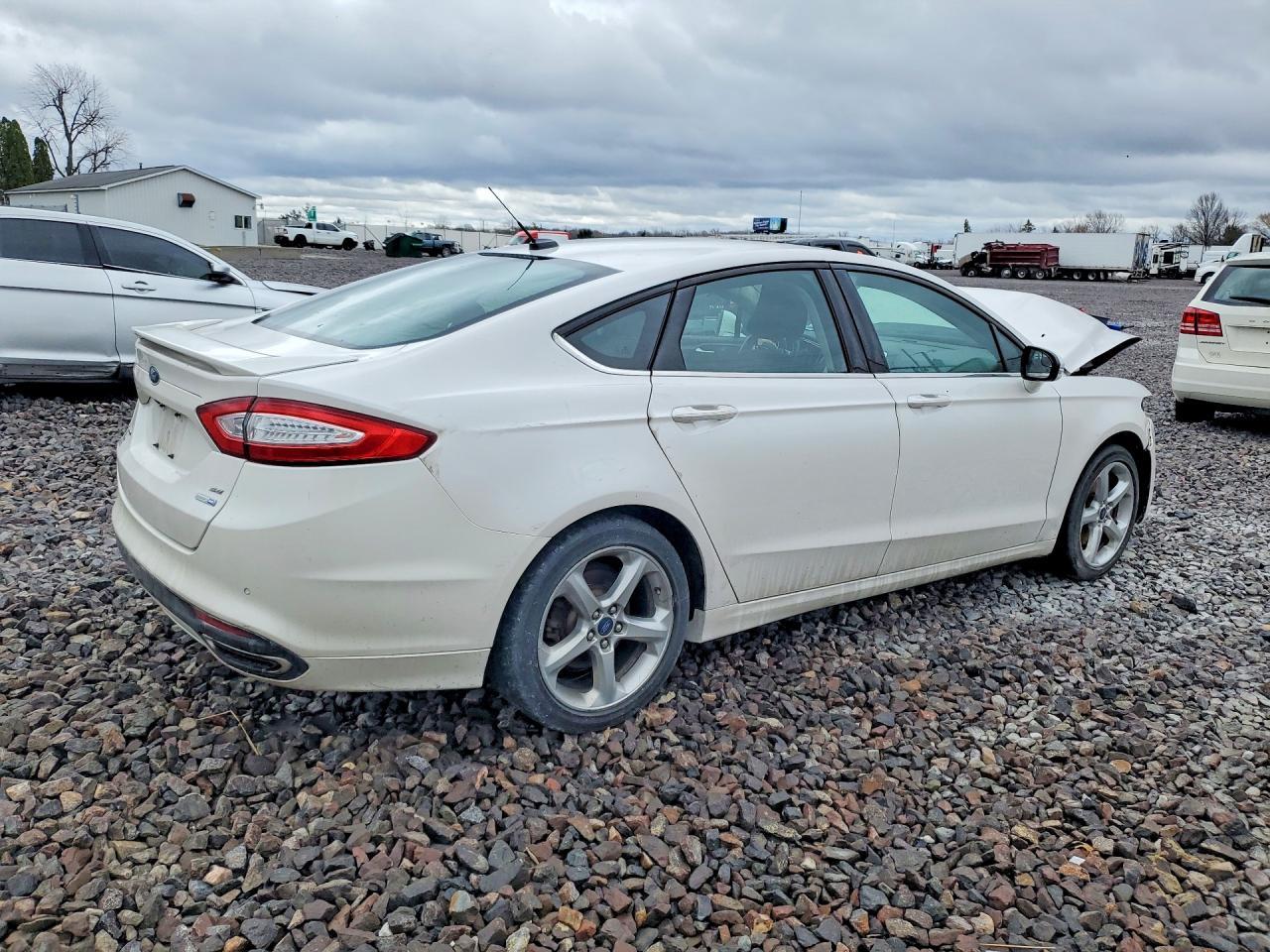 2016 Ford Fusion Se - Фото 3