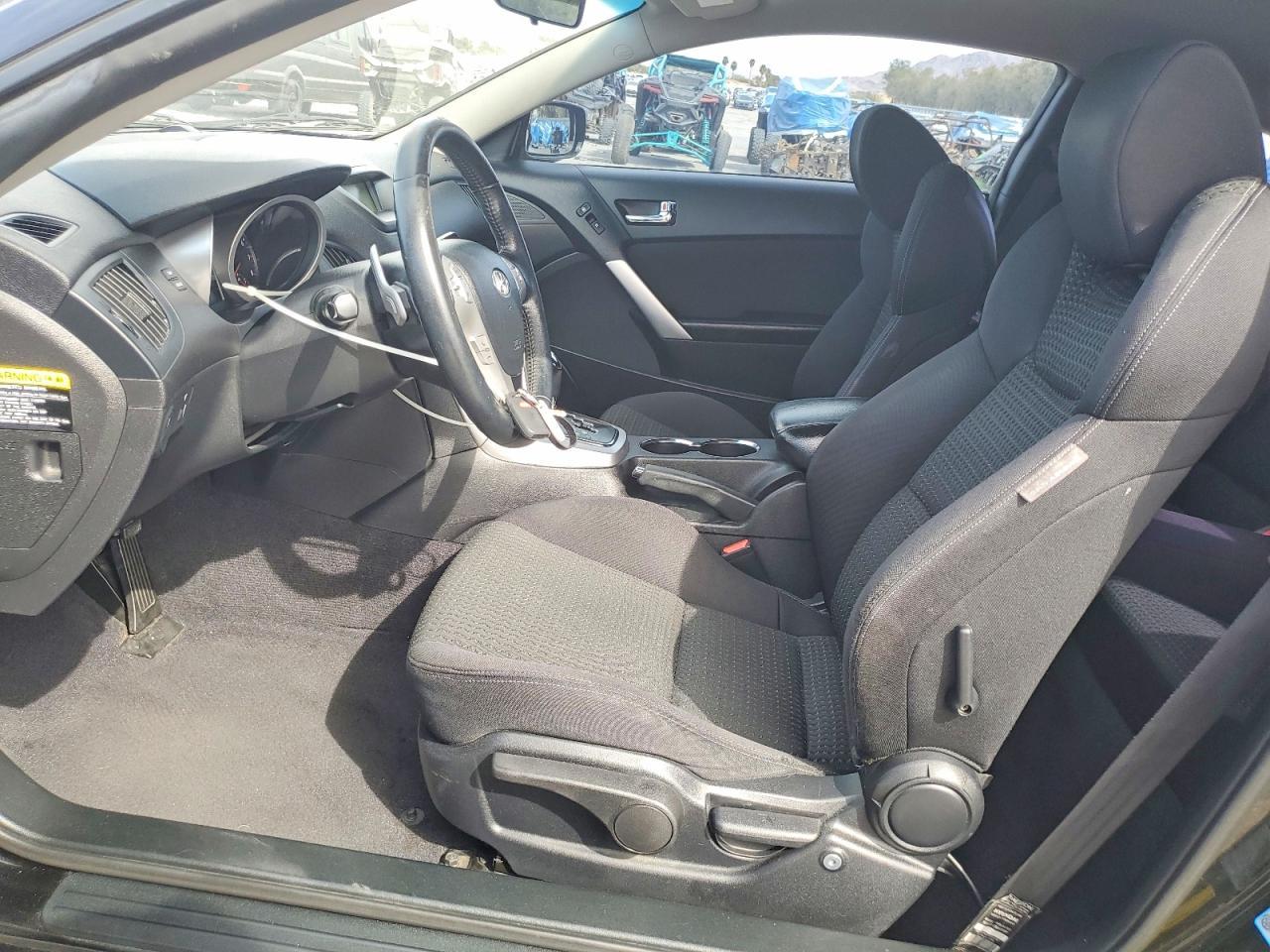 2010 Hyundai Genesis Coupe 2.0T - Фото 7