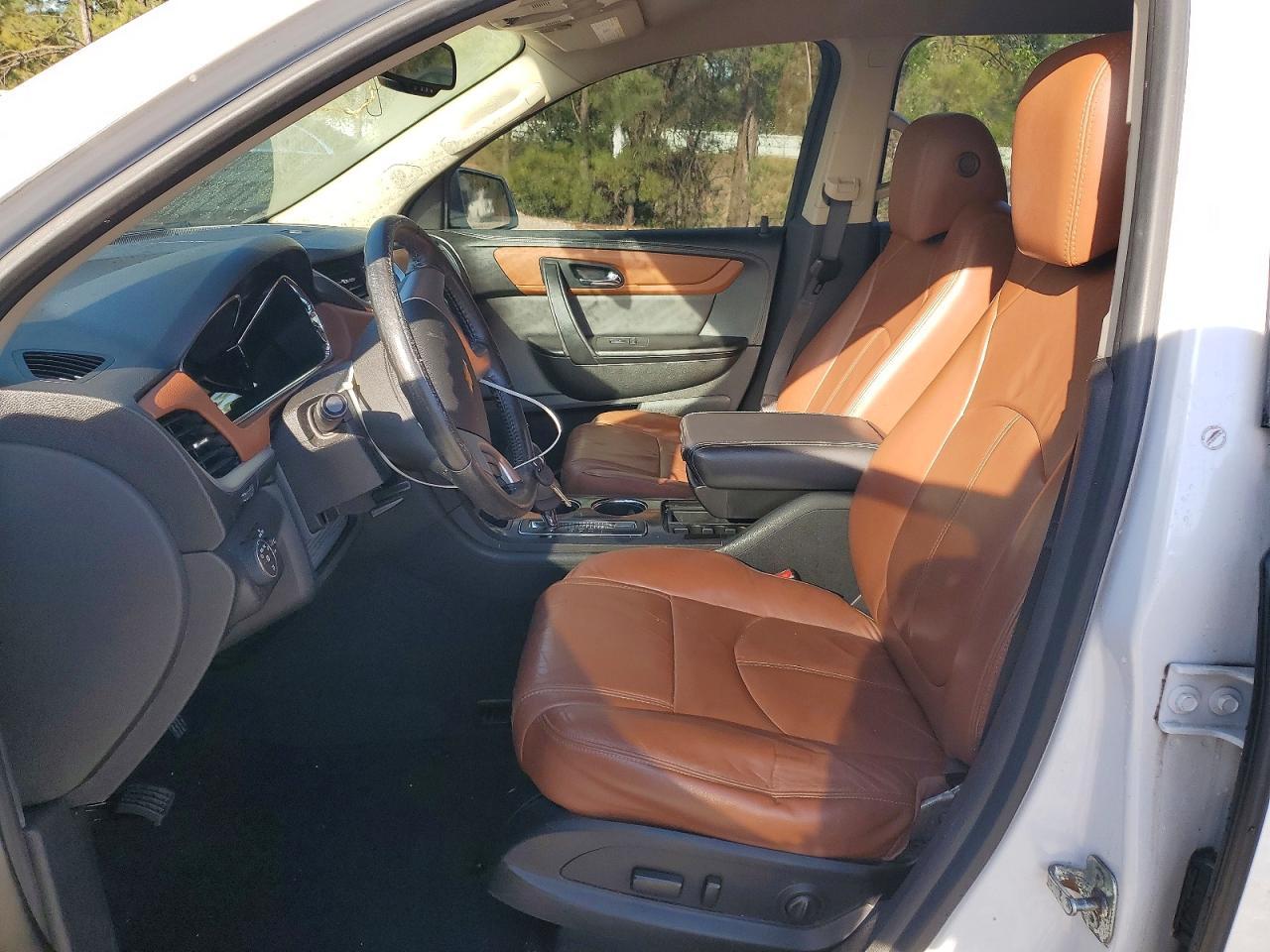 2016 Chevrolet Traverse Lt - Фото 7