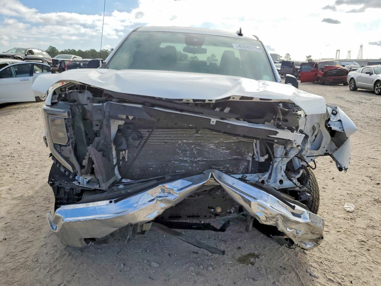 2025 GMC Sierra K1500 - Image 5