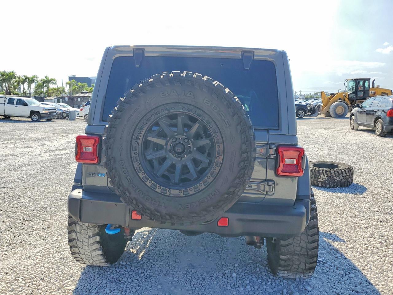 2021 Jeep Wrangler Unlimited Rubicon 4Xe - Фото 6