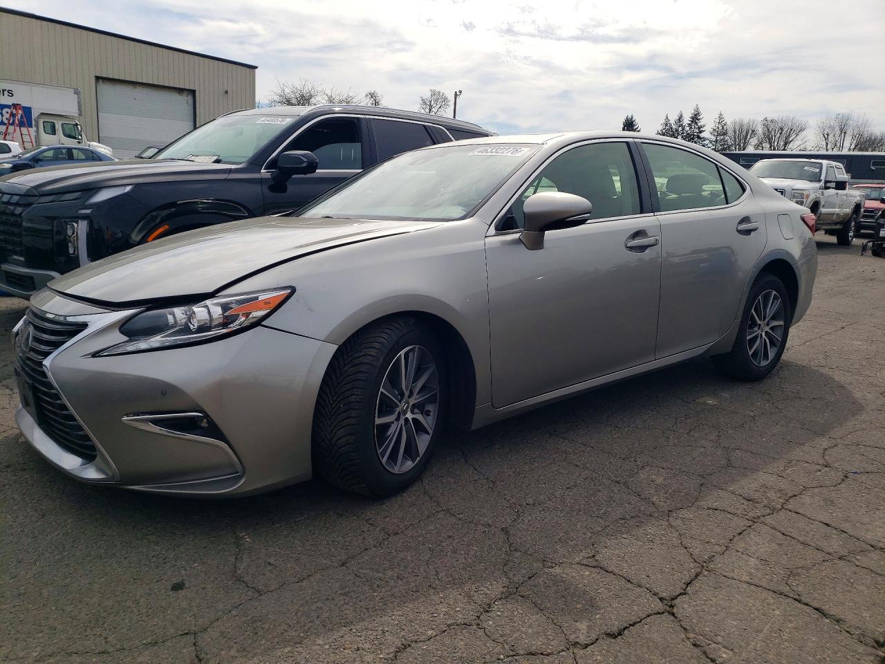 2018 Lexus Es 300H Base