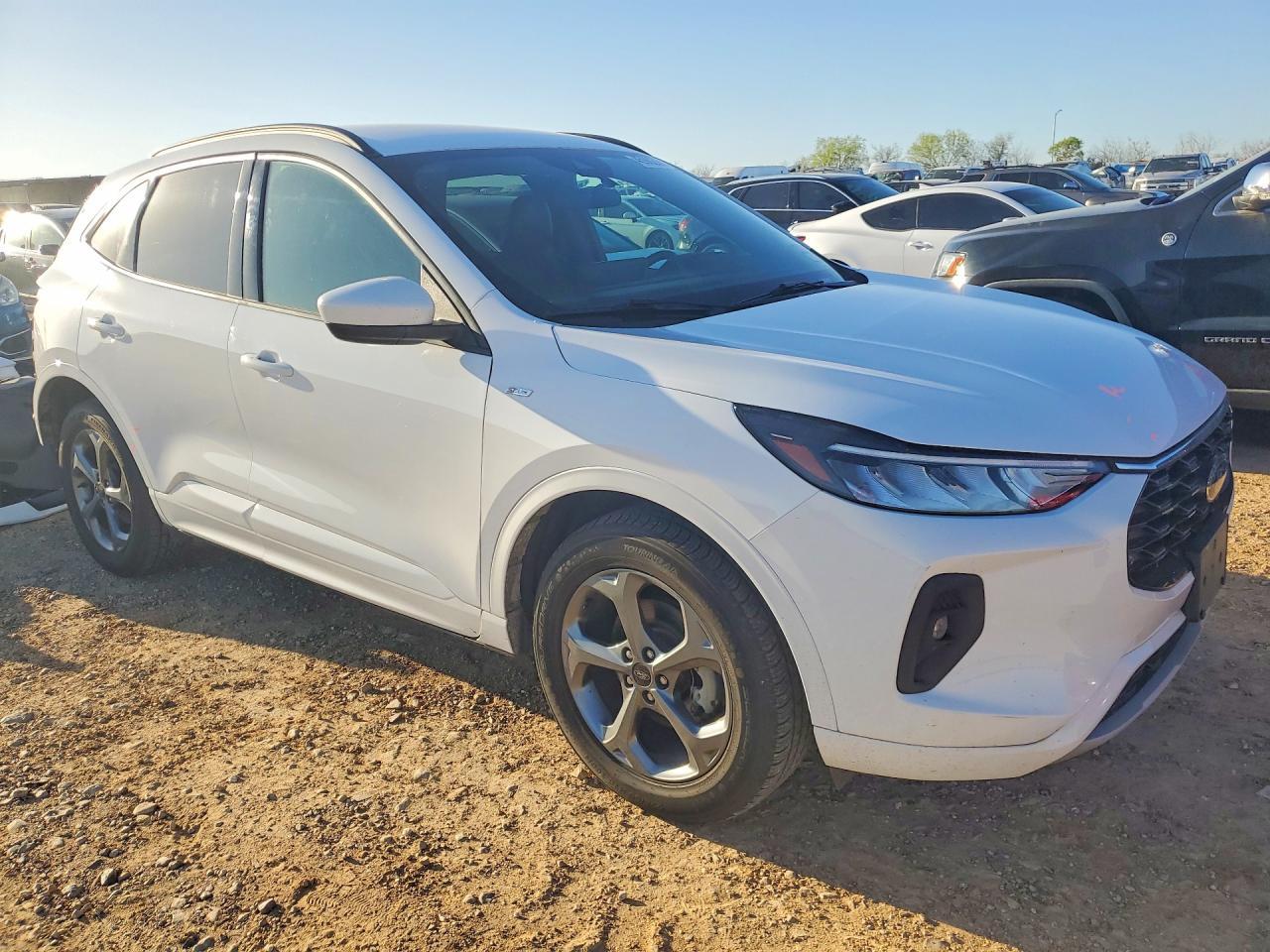 2023 Ford Escape St Line Select - Image 4