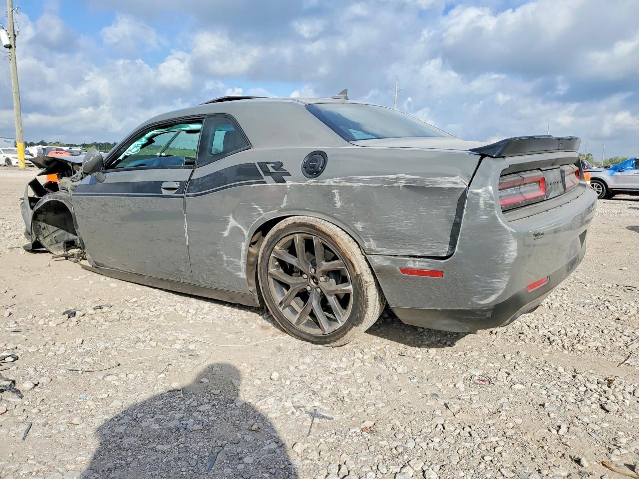 2023 Dodge Challenger R - Фото 2