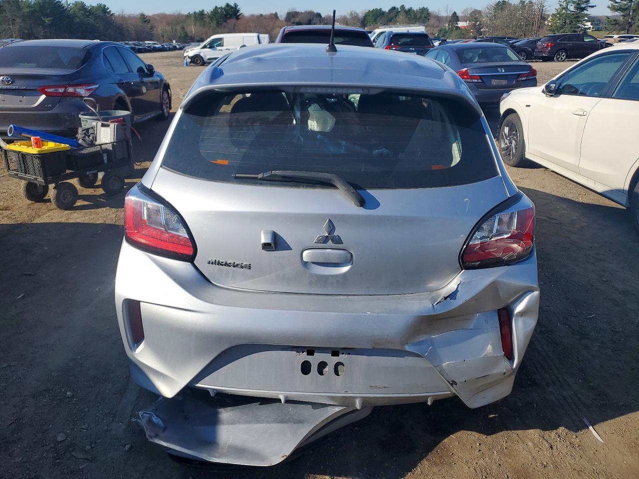 2022 Mitsubishi Mirage Es - Image 6