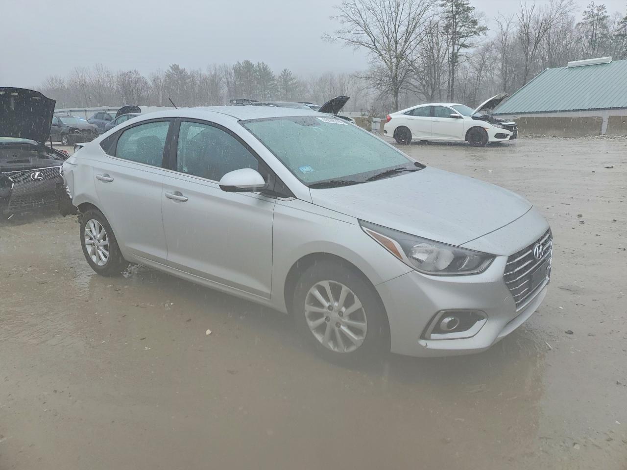 2019 Hyundai Accent Sel - Image 4